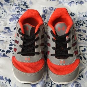 Under Armour toddler boy tennis shoes